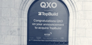 qxo compra a topbuild